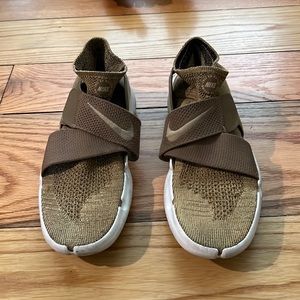 Lightly used Nike Free Run